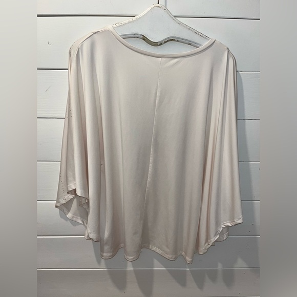 🤍MIXAGE Light Beige Cape Top – Size XL 12 - Picture 6 of 9